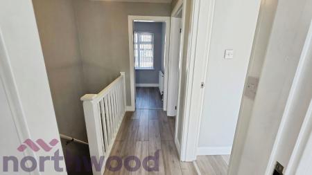 3 bedroom Semi-detached house to let in Charter Avenue, Bewsey, WA5