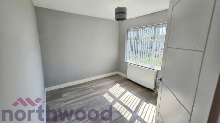 3 bedroom Semi-detached house to let in Charter Avenue, Bewsey, WA5