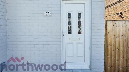 3 bedroom Semi-detached house to let in Charter Avenue, Bewsey, WA5