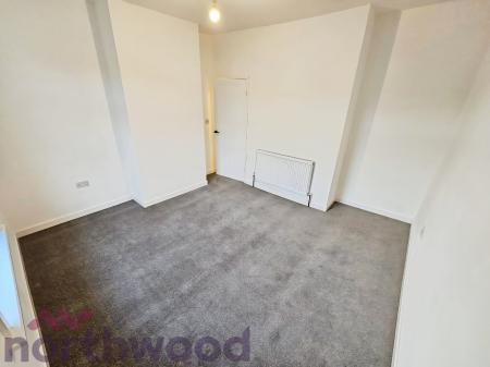 2 bedroom Terraced House to let in Juddfield, St Helens, WA11