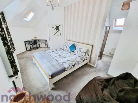 1 bedroom House share to let in Firth Boulevard, Warrington, WA2