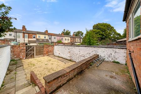 1 bedroom House of Multiple Occupation to let in Padgate Lane, Warrington, WA1