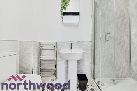 1 bedroom House of Multiple Occupation to let in Padgate Lane, Warrington, WA1