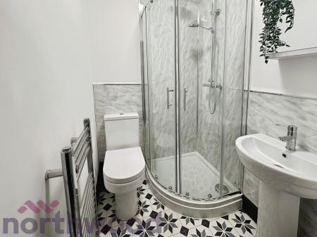 1 bedroom House of Multiple Occupation to let in Padgate Lane, Warrington, WA1
