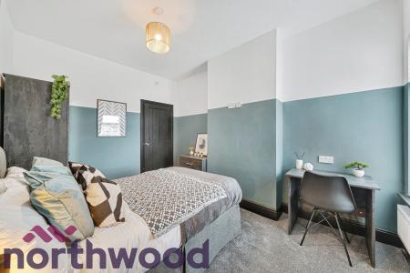 1 bedroom House of Multiple Occupation to let in Padgate Lane, Warrington, WA1