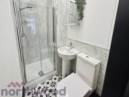 1 bedroom House of Multiple Occupation to let in Padgate Lane, Warrington, WA1