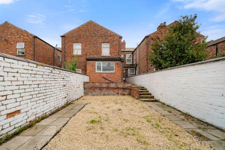 1 bedroom House of Multiple Occupation to let in Padgate Lane, Warrington, WA1