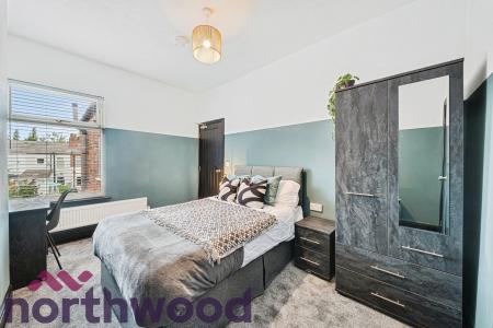 1 bedroom House of Multiple Occupation to let in Padgate Lane, Warrington, WA1