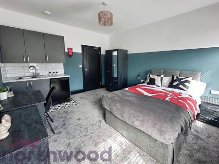 1 bedroom House of Multiple Occupation to let in Padgate Lane, Warrington, WA1