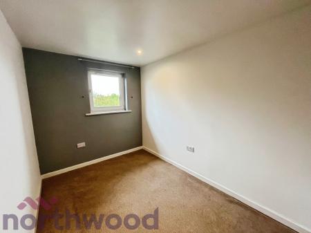 2 bedroom Flat to let in Central Way, Warrington, Warrington, WA2