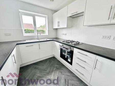 3 bedroom Semi-detached house to let in Ludlow Close, Warrington, Padgate, WA1