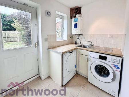 3 bedroom Semi-detached house to let in Ludlow Close, Warrington, Padgate, WA1