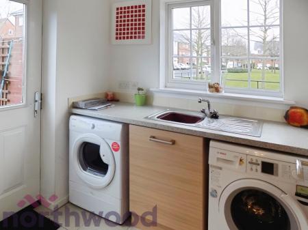 1 bedroom House share to let in Firth Boulevard, Warrington, WA2