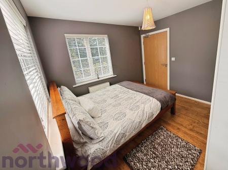 1 bedroom House share to let in Firth Boulevard, Warrington, WA2