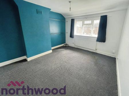 3 bedroom Semi-detached house to let in Gerrard Avenue, Warrington, WA5