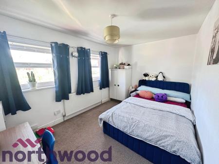 3 bedroom Semi-detached house for sale in Maple Avenue, Runcorn, WA7