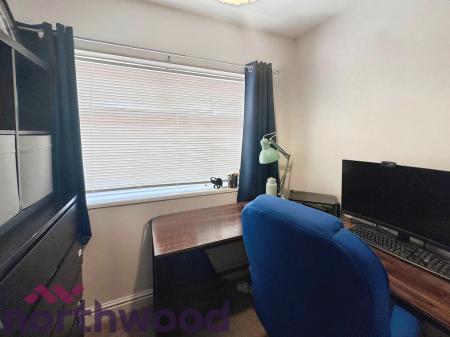 3 bedroom Semi-detached house for sale in Maple Avenue, Runcorn, WA7