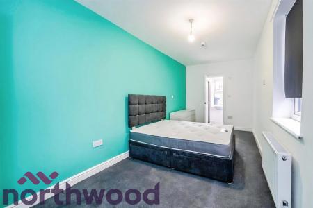 1 bedroom Flat to let in Crosfield Street, Warrington, WA1