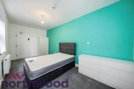 1 bedroom Flat to let in Crosfield Street, Warrington, WA1