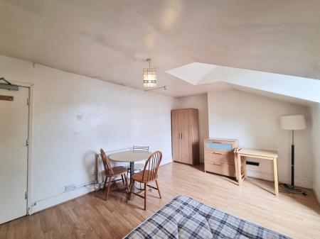 1 bedroom Flat to let in Hanover Street, Warrington, WA1