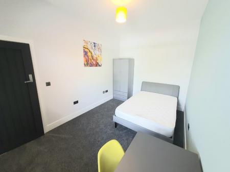 1 bedroom House share to let in Elaine Street, Warrington, WA1