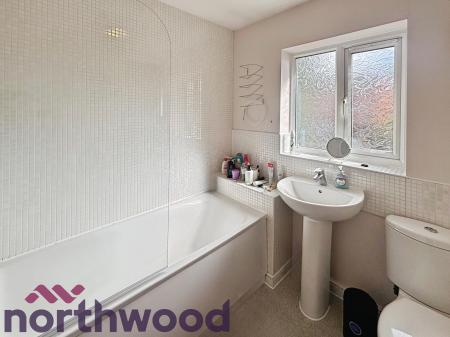 3 bedroom Mews house to let in Ashtons Green Drive, St Helens, WA9