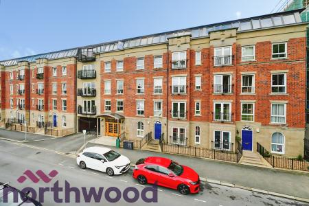 2 bedroom Flat for sale in Palmyra Square, Warrington, WA1