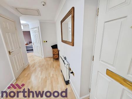 2 bedroom Flat for sale in Palmyra Square, Warrington, WA1