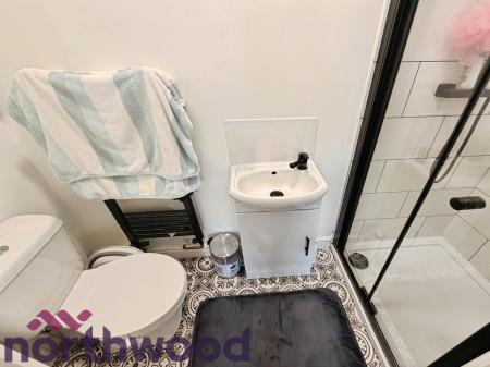 1 bedroom House of Multiple Occupation to let in Crosfield Street, Warrington, WA1