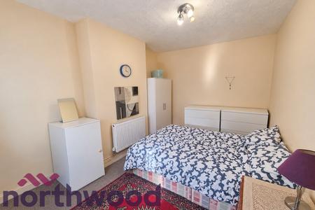 2 bedroom End of terrace house to let in Lovely Lane, Warrington, WA5