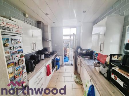 2 bedroom End of terrace house to let in Lovely Lane, Warrington, WA5