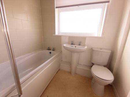 2 bedroom Flat to let in Bosworth, Killingworth, NE12