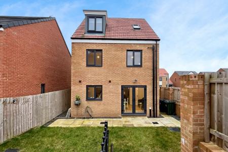 4 bedroom Town house for sale in Bowman Drive, Wallsend, Wallsend, NE28