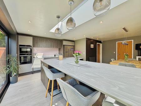 4 bedroom Detached house for sale in Greenlee Drive, Newcastle upon Tyne, NE7