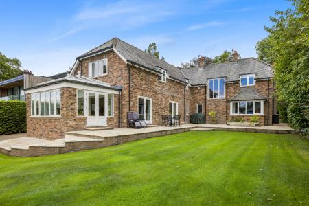 5 bedroom Detached house for sale in Edge Hill, Darras Hall, Ponteland, NE20