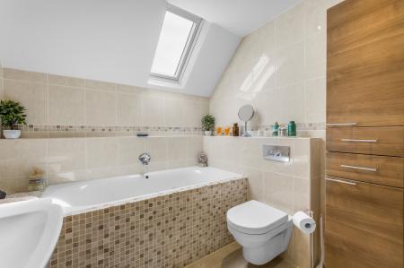 5 bedroom Detached house for sale in Edge Hill, Darras Hall, Ponteland, NE20