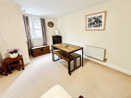2 bedroom Flat for sale in Hawks Edge, West Moor, Newcastle upon Tyne, NE12