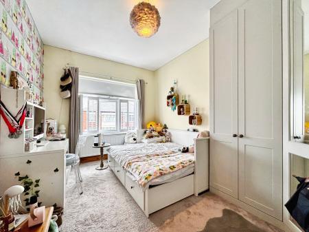 4 bedroom Semi-detached house for sale in The Drive, Benton, Newcastle upon Tyne, NE7