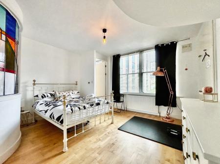 1 bedroom Flat for sale in Akenside House, Akenside Hill, Newcastle upon Tyne, NE1