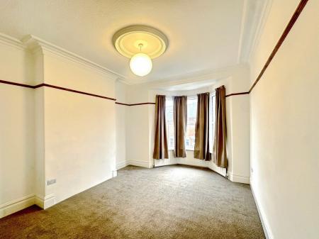 3 bedroom Flat for sale in Cartington Terrace, Heaton, Newcastle upon Tyne, NE6