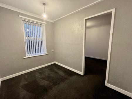 1 bedroom Flat to let in Shields Road, Gateshead, NE10