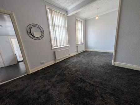 2 bedroom Flat to let in Harold Street, Jarrow, NE32