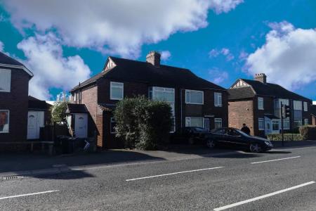 2 bedroom Flat to let in Kelvin Place, Forest Hall, NE12