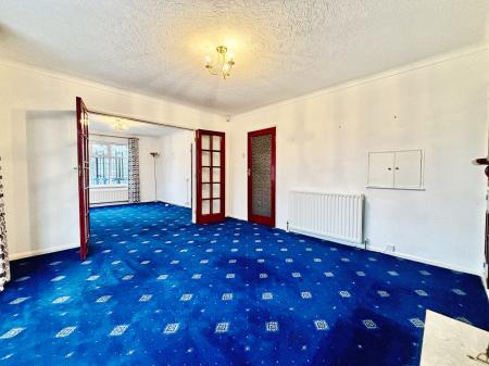 2 bedroom Semi-detached bungalow for sale in Benton Road, Benton, Newcastle upon Tyne, NE7