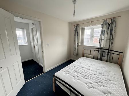 2 bedroom Semi-detached house to let in Chesters Avenue, Longbenton, NE12