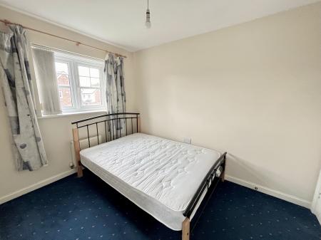 2 bedroom Semi-detached house to let in Chesters Avenue, Longbenton, NE12