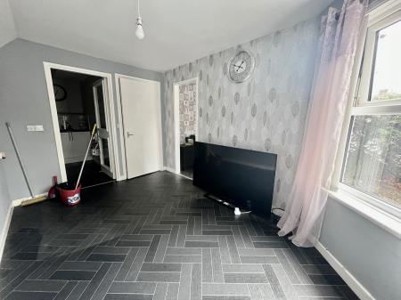 1 bedroom Flat to let in Shields Road, Gateshead, NE10