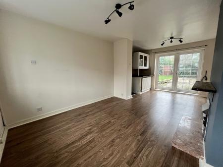 2 bedroom Semi-detached house to let in Horton Avenue, Shiremoor, NE27