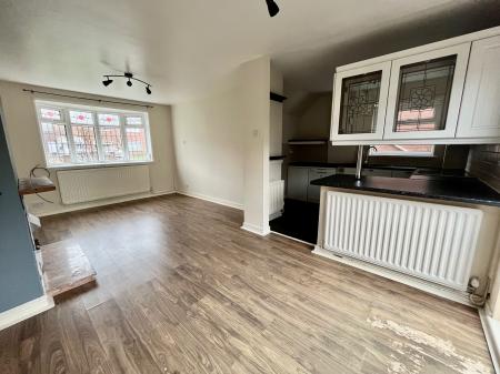 2 bedroom Semi-detached house to let in Horton Avenue, Shiremoor, NE27