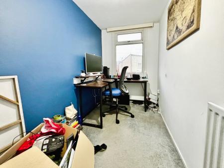 3 bedroom End of terrace house for sale in Chesters Avenue, Longbenton, Newcastle upon Tyne, NE12